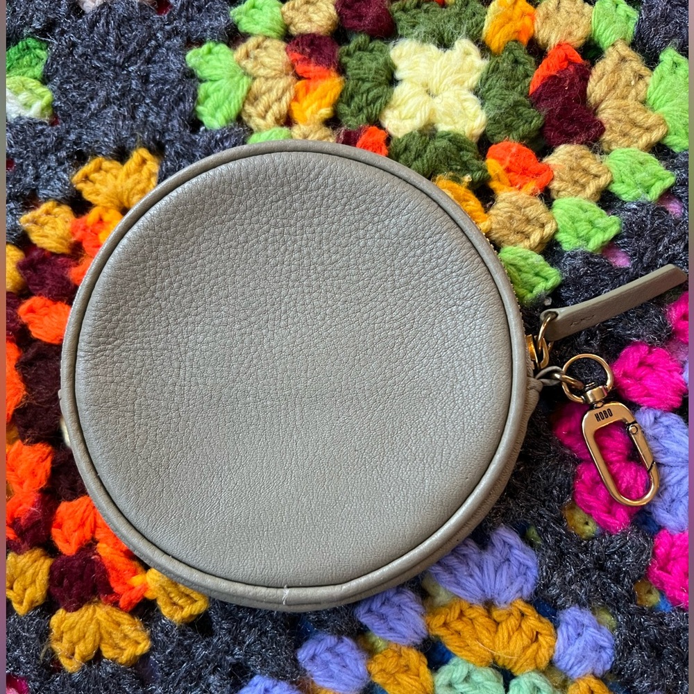 Hobo round coin purse NWOT